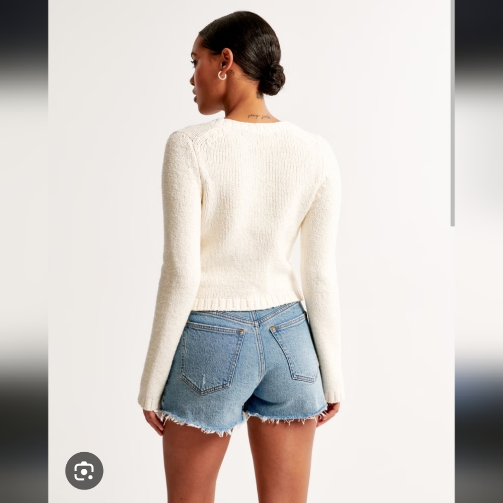 A&F High Rise Mom Short 28/6 - Picture 2 of 6